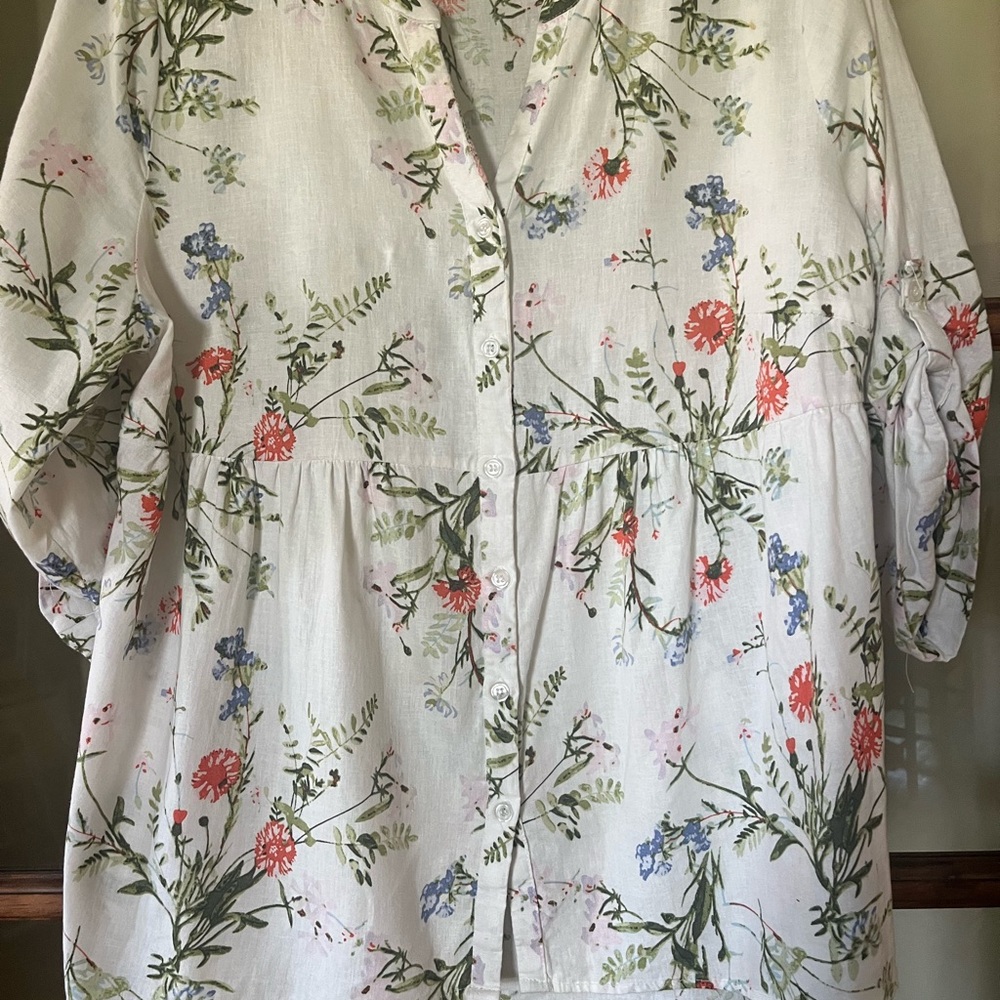 Jones New York Floral Button-Front Blouse in Ivory with Coral & Olive